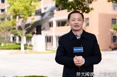 《追梦高中2》的影评大全