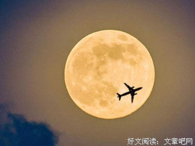 《那天晚上，月亮像一颗硬糖》读后感摘抄