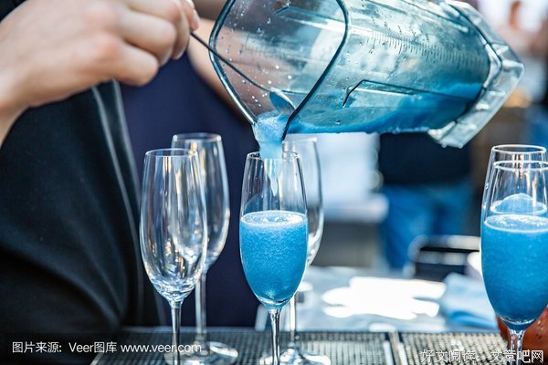 《樱桃琥珀》经典读后感有感