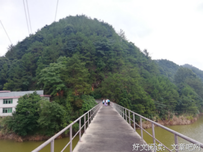 做个傻子，挺好