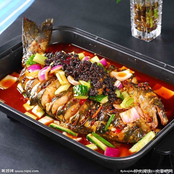 豆瓣9.2！没看这部纪录片，都不知道派出所这么鸡飞狗跳