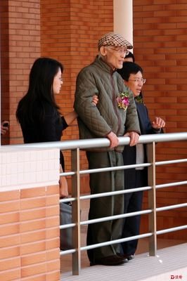 余光中的诗文