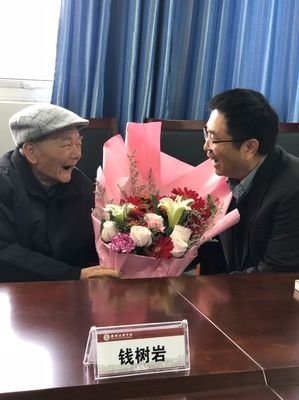 《战斗司书》经典影评有感