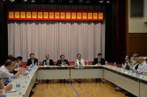 有关以实外风年生死国到然有茫茫的句子