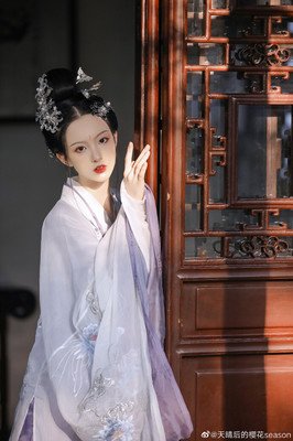 关于我是人间惆怅客的优美句子