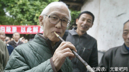 富于哲来对的诗人——余光中