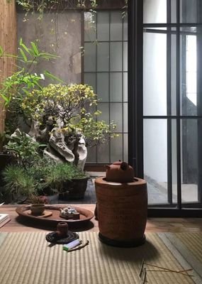 沉默不语的名句_关于沉默不语的名句