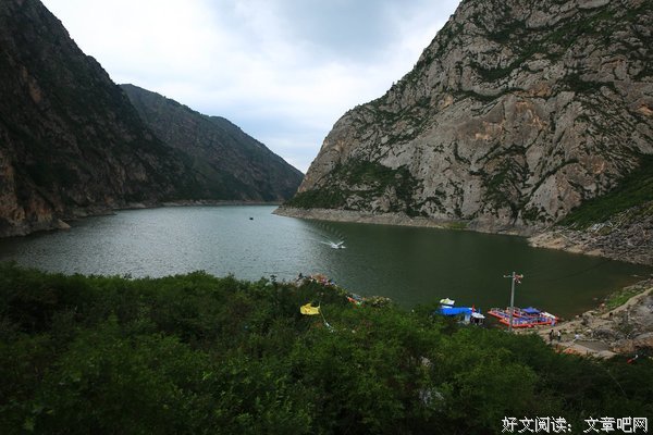只能“吃软饭”，才是新中产的身份象征