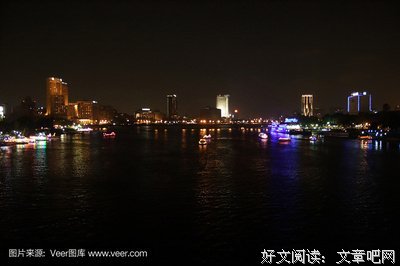 《华尔街：金钱永不眠》经典影评集