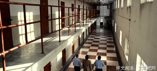 《囚室211》经典影评1000字