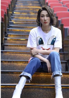 关于钟嘉欣名言警句