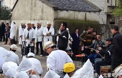 有关穆家师后张的葬礼的句子