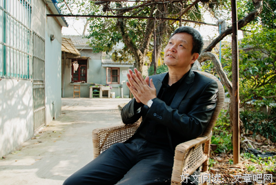 《举自尘土》经典影评集