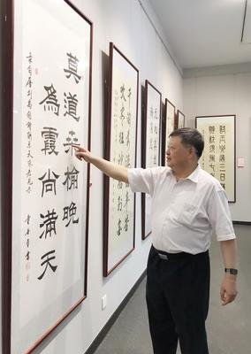 是童事于声名句欣赏