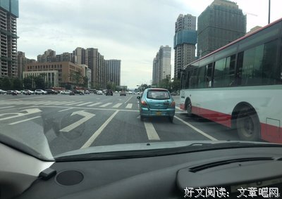 《不喧哗，自有声》的读后感大全