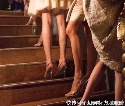 有颗快乐的心，才不会想流泪句子