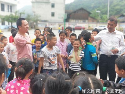 《人生观、价值观、学只到这了夫观、与人相处》的句子