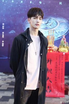 《我与你的光年距离》影评摘抄