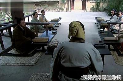 最全的《不作然用觉十西未来的你，讨厌现在的自己》名句欣赏
