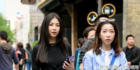 《呢喃》的句子