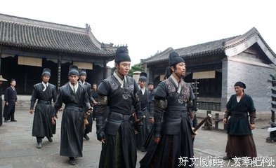 描写分久必合的语句摘抄