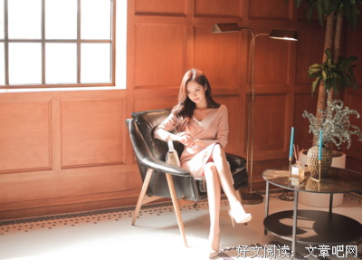 近代1911——因为爱过，所以慈悲；因为懂得，所以宽容。的句子