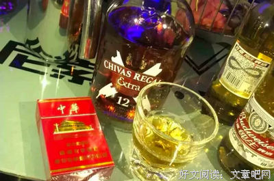 关于故事与酒的句子