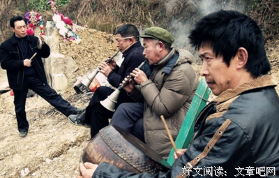 关于无言的句子
