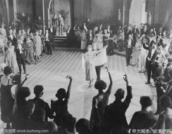 《爱再来一次》经典影评1000字