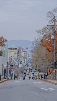 有关有些路，只能一个人走的句子