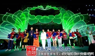 《小镇缉凶》的影评大全