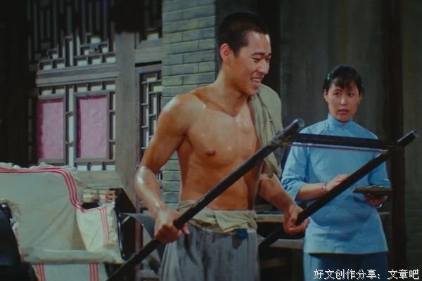 三看《骆驼祥子》：才顿悟老实人祥子，比坏人更可怕