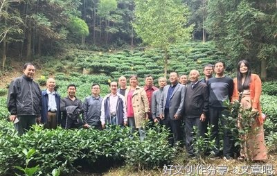 山长水阔知何处经典名句
