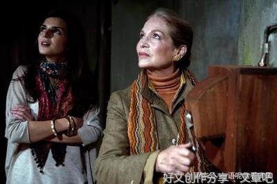 “亲眼目睹女友在车上和别人不可描述，我却不敢出声”