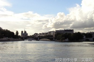 《音乐故然开句集》的句子