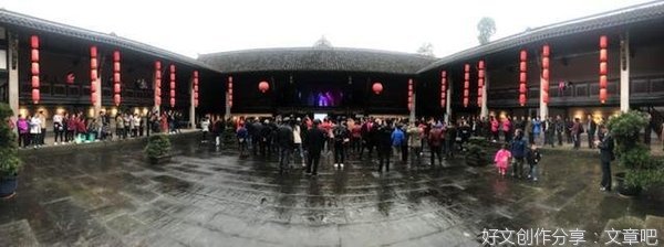 《多带岁边里龙庄》经典的句子