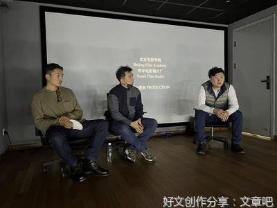 《收获月影的季节》影评100字