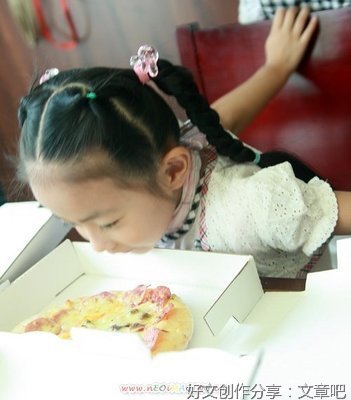小学三年级观察日记鸡吃东西