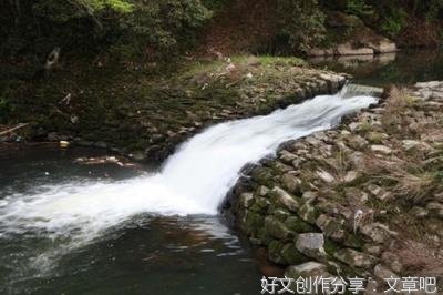 描写小溪流水的声音动听的作文600字