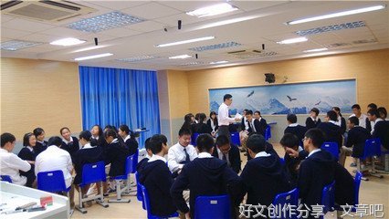 《成长路上，感谢有你》的作文