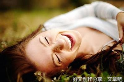 《最美的笑容》的作文