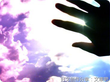描写天空树木小河的作文开头300字