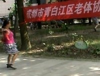 《圣诞节，最讨厌了》经典观后感1000字