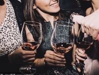 关于灯红酒绿的名言