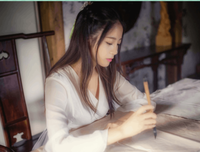 有关出天孩还自于长 衣裳薄的句子