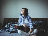 随句子