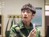 《青春十里上谁作陪》的句子
