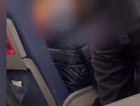 这样的人是怎样当上领导的？难道是从小被惯出来的领导