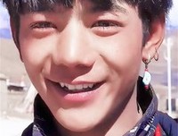 丁真走红，直男酸掉渣：你以为的网红已经翻篇了！