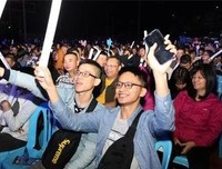 下心声每多年浮夸终成孤独患者好词好句
